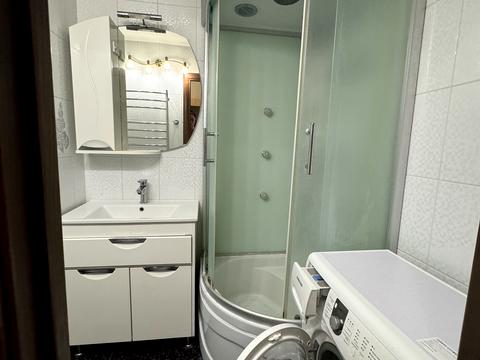 квартира за адресою Київ, Володимира Івасюка просп. (Героїв Сталінграду), 37