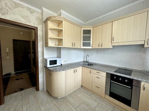 квартира за адресою Київ, Володимира Івасюка просп. (Героїв Сталінграду), 37