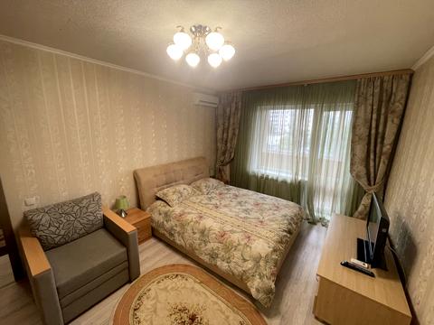 квартира за адресою Київ, Володимира Івасюка просп. (Героїв Сталінграду), 37