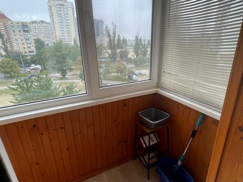 квартира за адресою Київ, Володимира Івасюка просп. (Героїв Сталінграду), 37