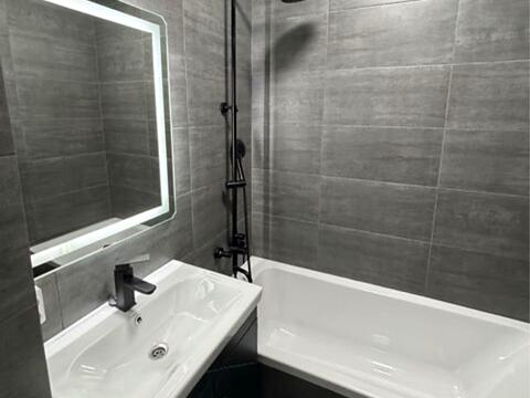 квартира по адресу Сергія Скальда ул. (Комарова), 28-А