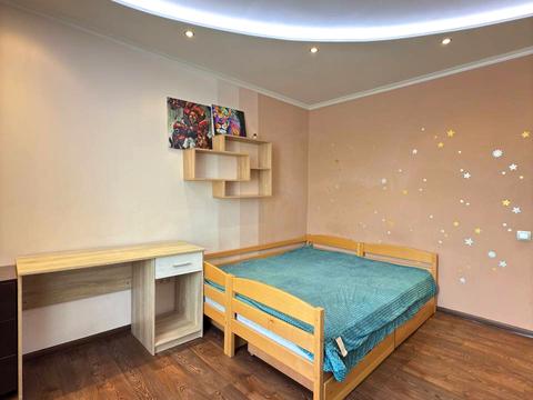 квартира за адресою Євпаторійська вул., 106