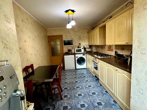 квартира за адресою Межигірська вул., 43