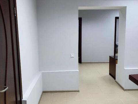 комерційна за адресою Волошкова вул., 74