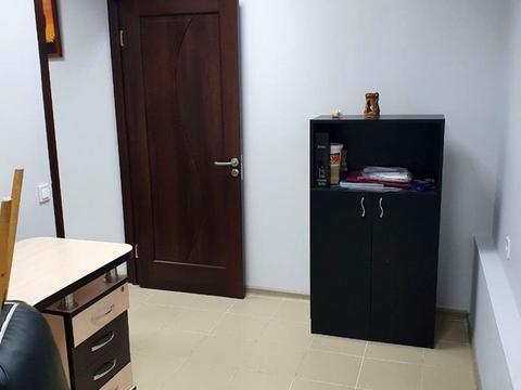 комерційна за адресою Волошкова вул., 74