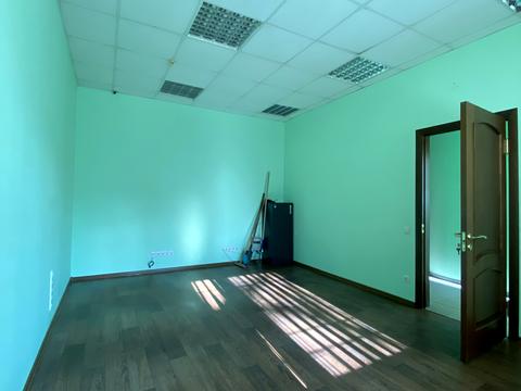 комерційна за адресою Університетський просп. (Гагаріна), 52