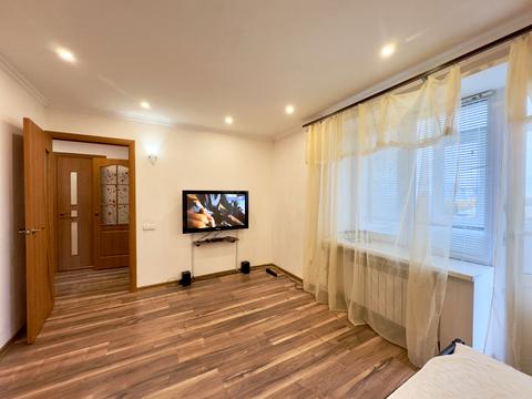 квартира за адресою Січеславська Набережна вул., 10