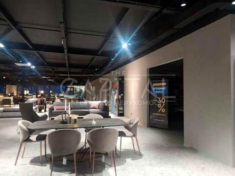 комерційна за адресою Академіка Булаховського вул., 36