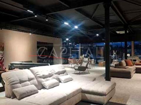 комерційна за адресою Академіка Булаховського вул., 36