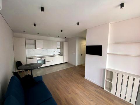 квартира за адресою Соборності просп. (Возз'єднання), 17