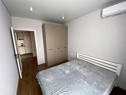 квартира за адресою Соборності просп. (Возз'єднання), 17