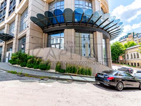 коммерческая по адресу Лютеранская ул., 14в