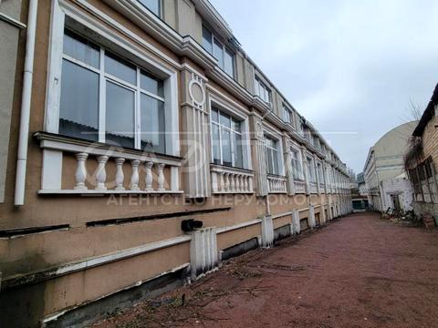 комерційна за адресою Золотоустівська вул., 23-А