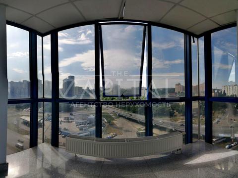 комерційна за адресою Науки просп., 10