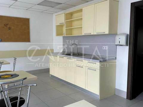 комерційна за адресою Науки просп., 10