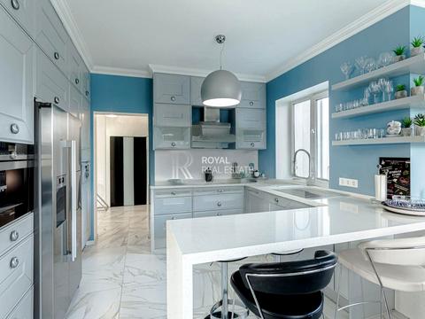 будинок за адресою Центральна