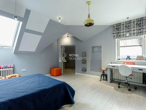 будинок за адресою Центральна