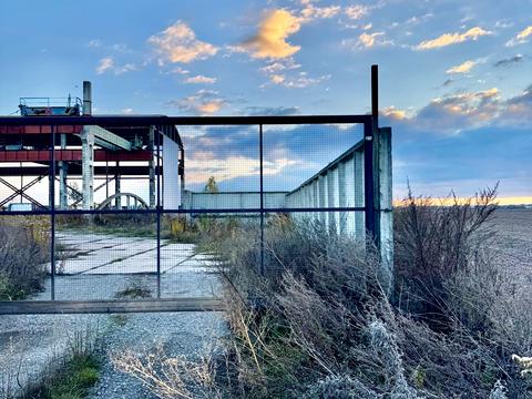 участок по адресу 