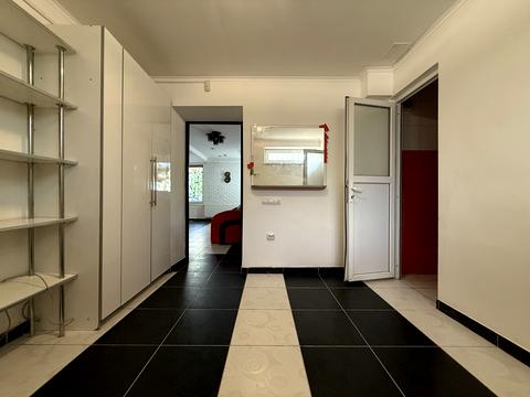 комерційна за адресою Пасічна вул., 39в