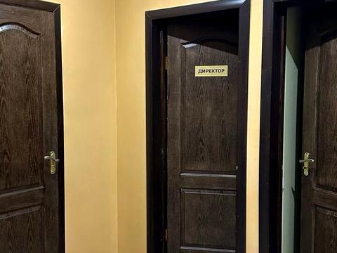 комерційна за адресою Вишнева вул., 36