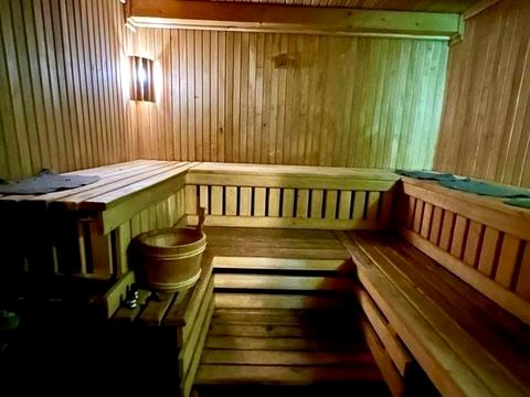 будинок за адресою с. Поршна, Озерна