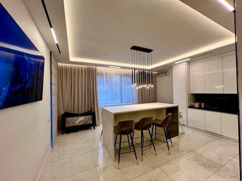 будинок за адресою с. Поршна, Озерна