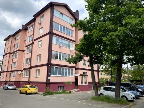 комерційна за адресою Висока вул., 10-А