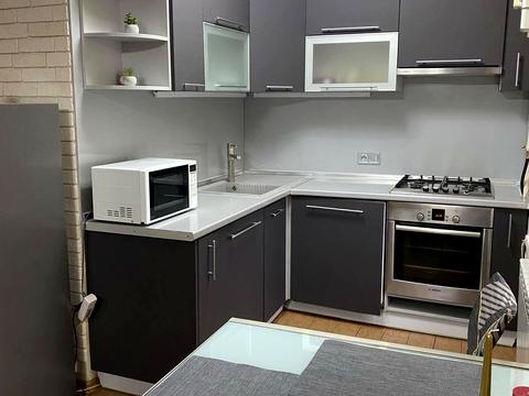 квартира за адресою Євгена Коновальця вул. (Щорса), 15 к1