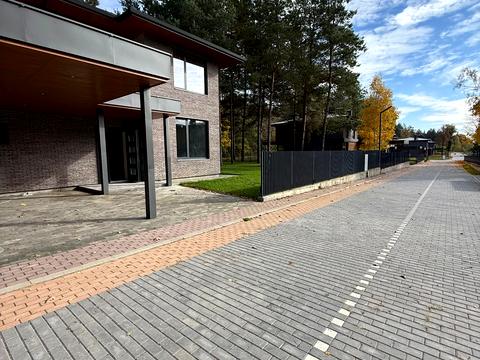 будинок за адресою Лісова