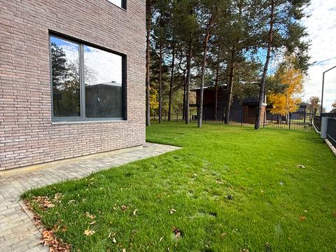 будинок за адресою Лісова