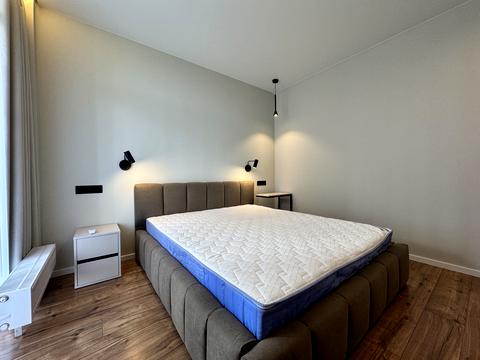 квартира за адресою Тадея Рильського бульв., 5