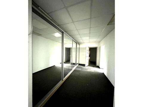 комерційна за адресою Дмитрівська вул., 18