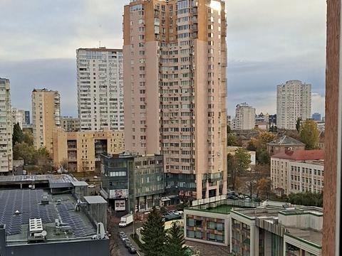 квартира за адресою Валерія Лобановського просп. (Червонозоряний), 4-Ж