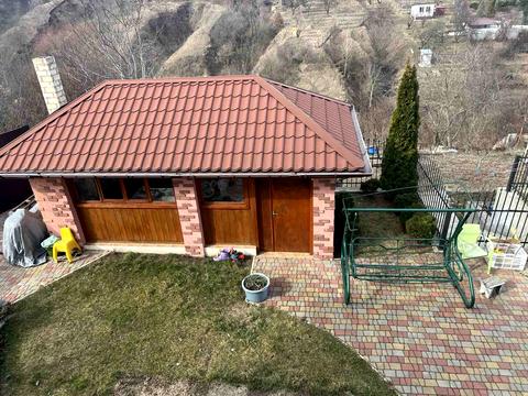 будинок за адресою Зарічна