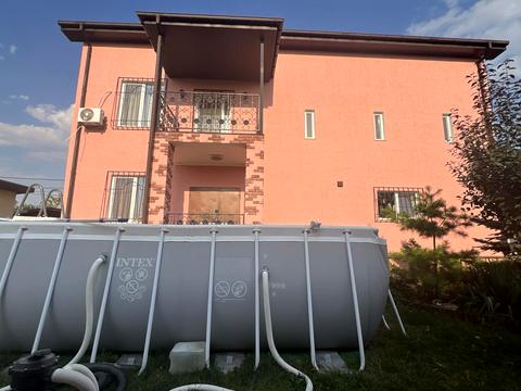 будинок за адресою Зарічна