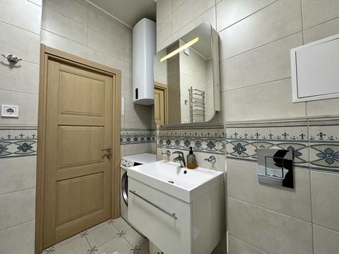 квартира за адресою Василя Тютюнника вул. (Анрі Барбюса), 51/1А