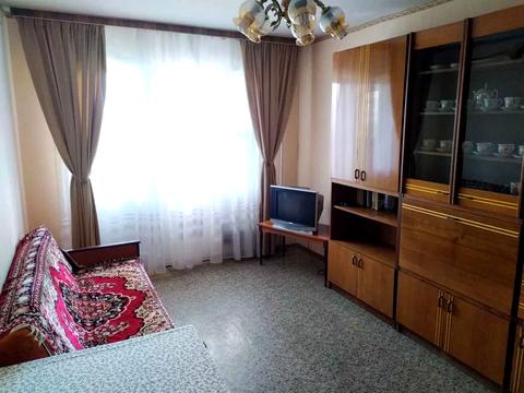 квартира за адресою Академіка Глушкова просп., 2