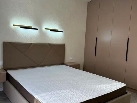 квартира по адресу Михаила Максимовича ул. (Трутенко Онуфрия), 28-Е