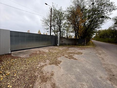 комерційна за адресою Травнева, 12