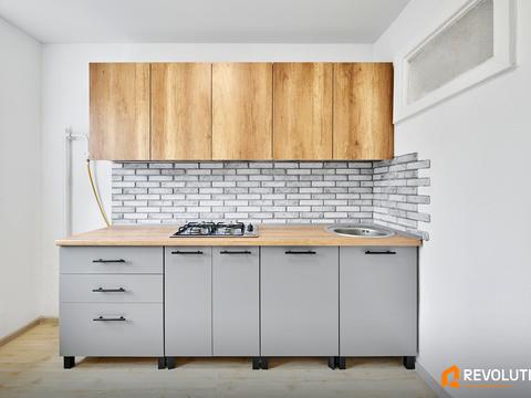 квартира за адресою Феодосійська вул., 4