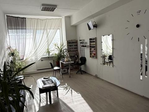 коммерческая по адресу Центральный просп. (Ленина), 93д