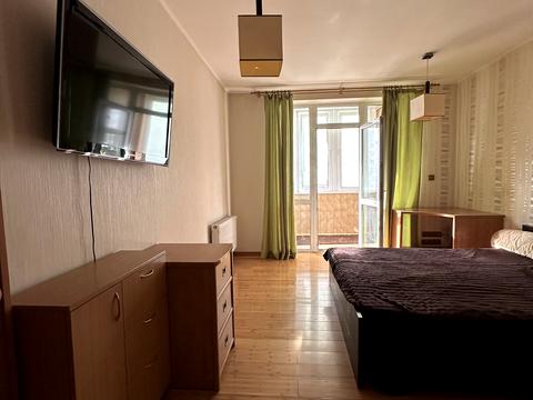 квартира за адресою Надрічна вул., 223