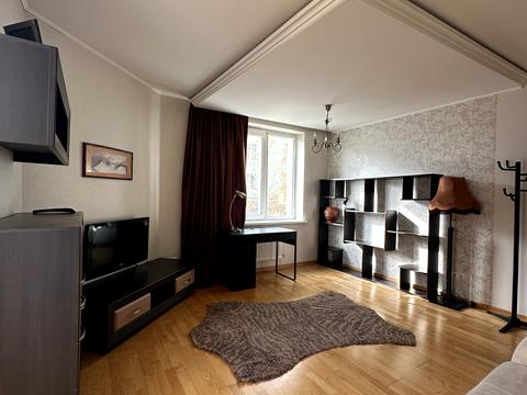 квартира за адресою Надрічна вул., 223