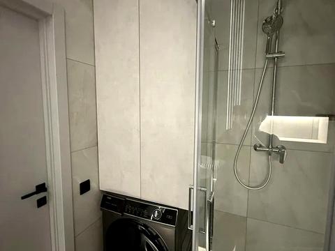 квартира за адресою Салютна вул., 2