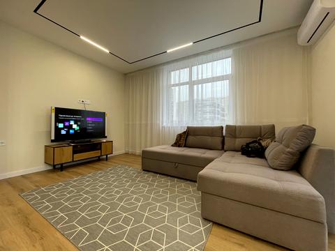 квартира за адресою Олександра Олеся вул., 7