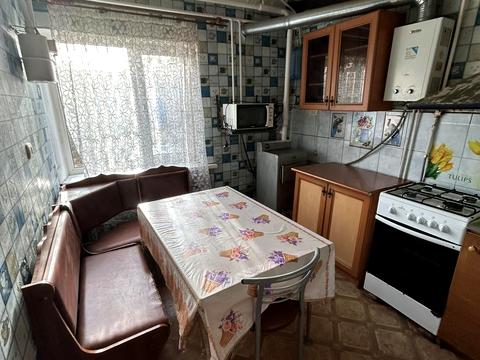 будинок за адресою Небесної сотні