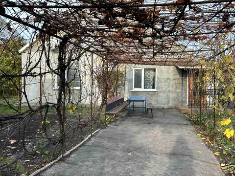 будинок за адресою Небесної сотні