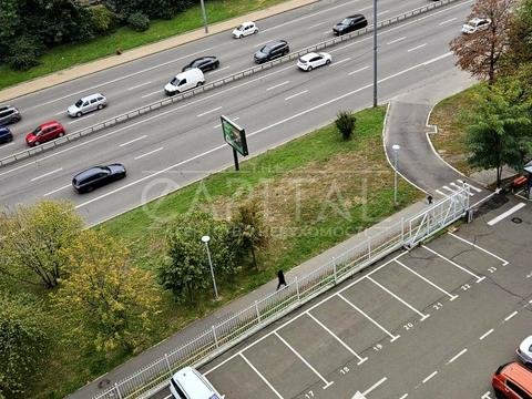 коммерческая по адресу Николая Михновского бульв. (Дружбы Народов), 19