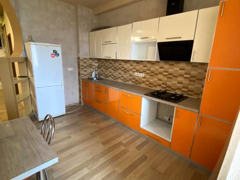 квартира за адресою Станислава Парталы, 17