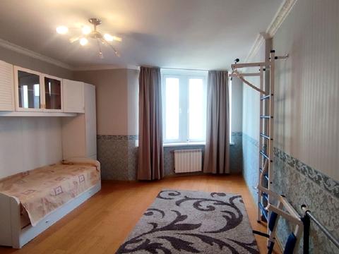 квартира за адресою Дніпровська набережна вул., 23